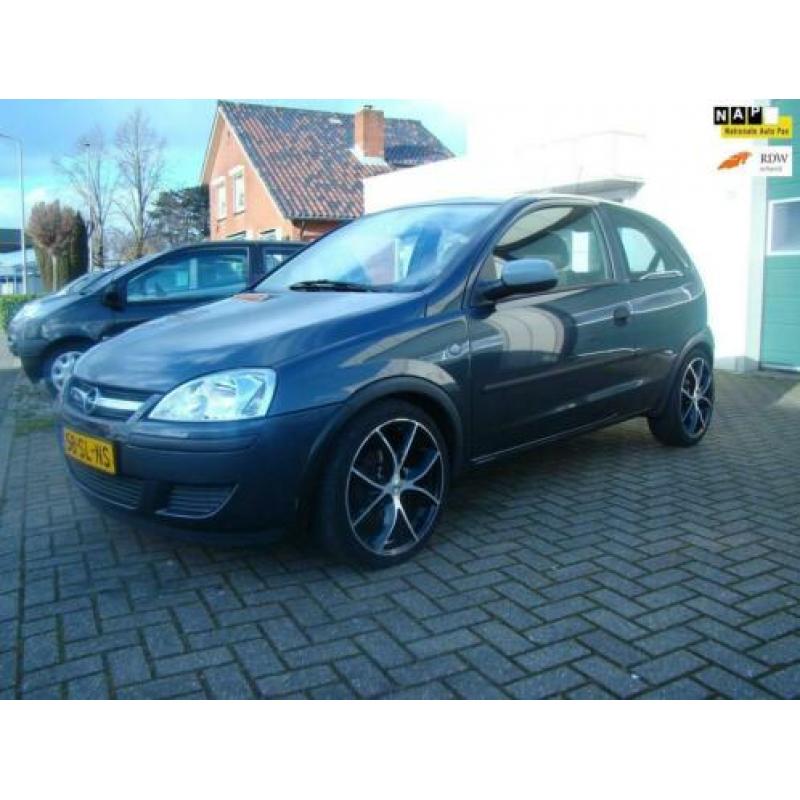 Opel Corsa 1.2-16V Essentia Airco