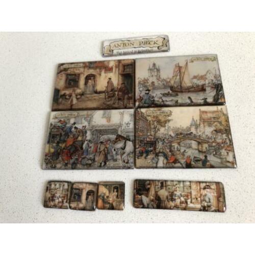 Anton Pieck schilderijtjes voor in poppenhuis.