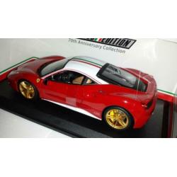 Bburago 1:18 Ferrari 488 GTB The Lauda 2017 rood/wit nieuw