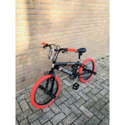 BMX Royal Buggati Tornado Freestyle 20” Zwart/Rood (Zgan)