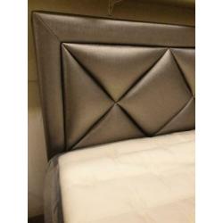boxspring met opberg ruimte