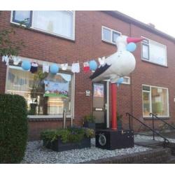 doe opblaasbare baby opblaas te huur geboorte ooievaar huren