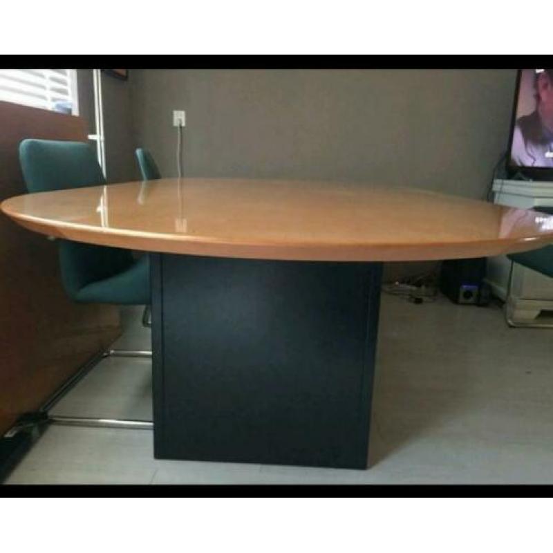 Eettafel vergader tafel