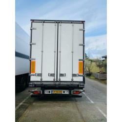 Mega trailer-low deck trekker