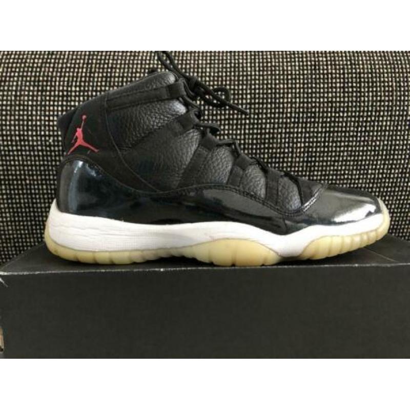 Nike Air Jordan 11 Retro Bg (gs) "72-10" maat 40/7Y