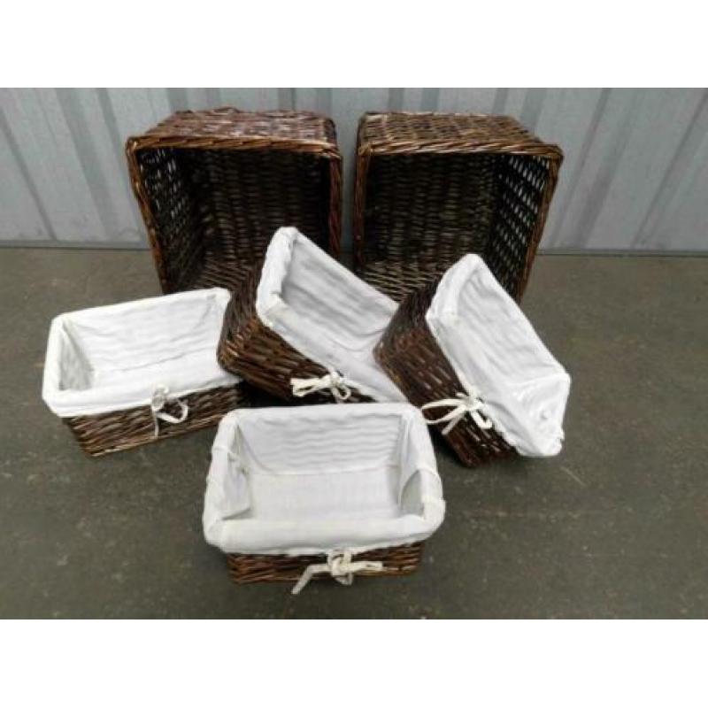 Vintage rotan manden