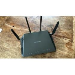 NETGEAR NIGHTHAWK X4 router