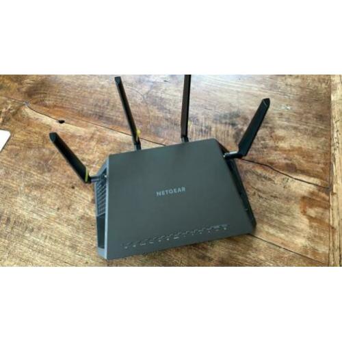 NETGEAR NIGHTHAWK X4 router