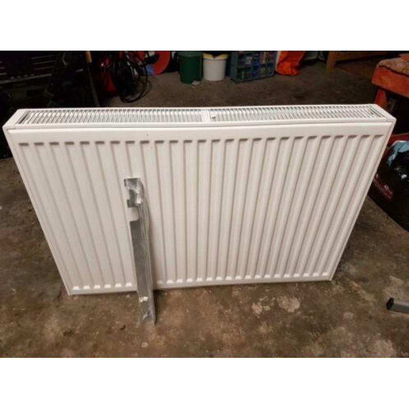 thermrad cpmpact-4 plus, type 22, 600 hoog x 900 breed