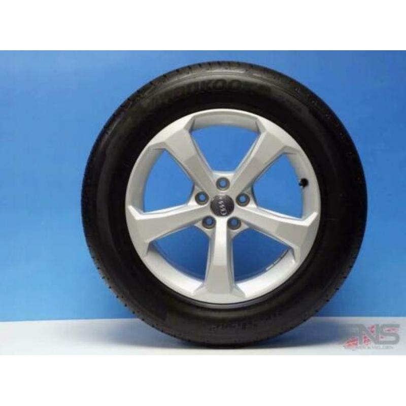 DEMO 5x112 18 inch OEM Audi Q5 Velgen Zomerbanden 235 60 18