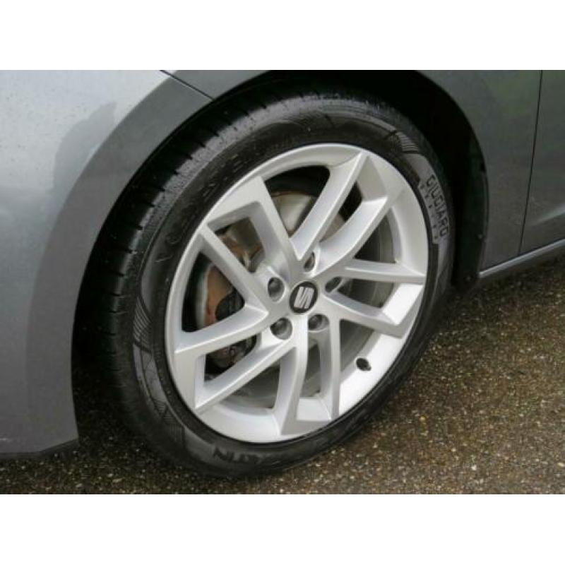 SEAT Leon ST 1.6 TDI Ecomotive Lease Sport Trekhaak Leder/Al