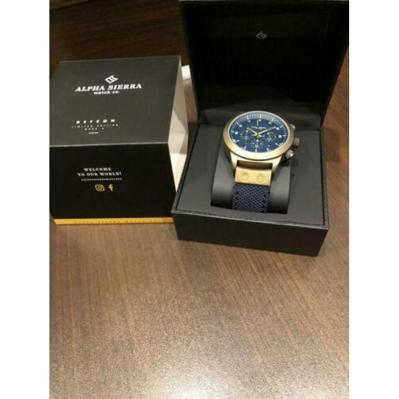 ALPHA SIERRA horloge NIEUW