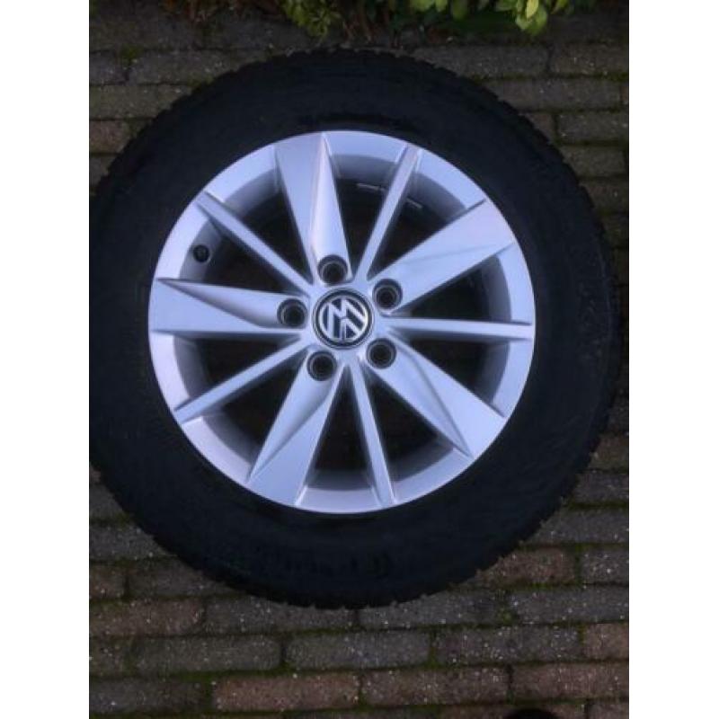 Complete set LM 15 inch originele VW velgen met banden