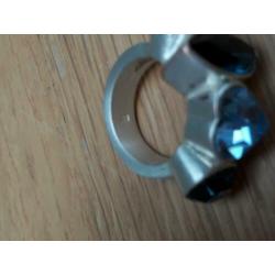 Dryberg ring blauwe steentjes