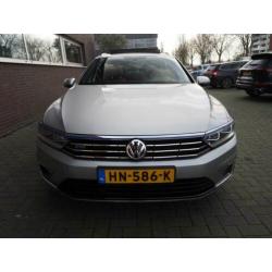 Volkswagen Passat Variant 1.4 TSI GTE 7% LED Pano Leder Adap