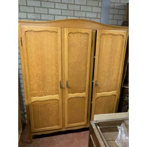 Queen Anne Brocante 3-drs Kledingkast