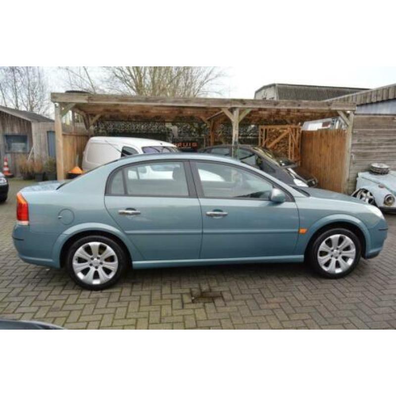 Opel Vectra 1.8-16V Essentia Apk (19-06-2020) *INRUIL MOGELI