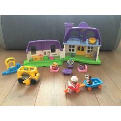 Little People huis met geluid incl. poppetjes, auto en fiets