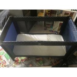 Prenatal campingbedje met extra matras