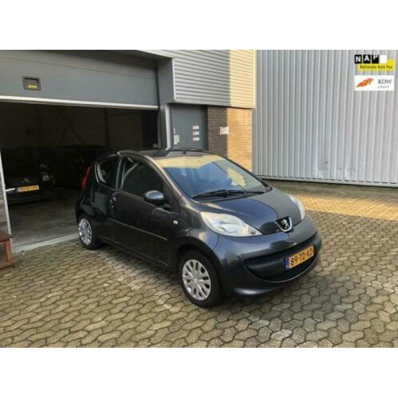 Peugeot 107 1.0-12V XS