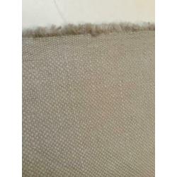 Meubelstof linnen licht beige lap is 1 meter 25 bij 60 cm