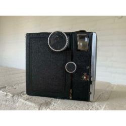 Zeiss Ikon Box Tengor Camera 8-2 Vintage Film