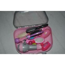 Beautycase met haarspulletjes