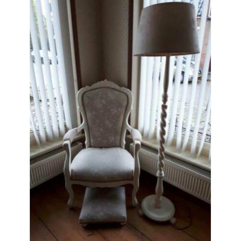 Lamp wit brocante