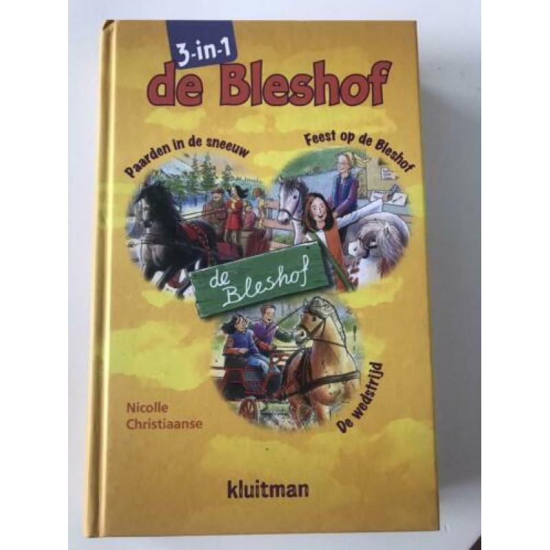 De Bleshof 3-in-1 Paardenboek