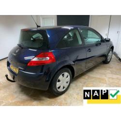 Renault Mégane 1.6-16V Business Line ZONDAG ' s open van 12-