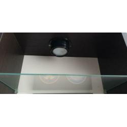 4x vitrinekasten met verlichting, prijs per stuk