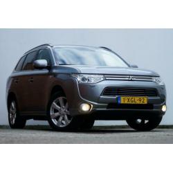 Mitsubishi Outlander 2.0 PHEV Executive Edition 2014 1e eige