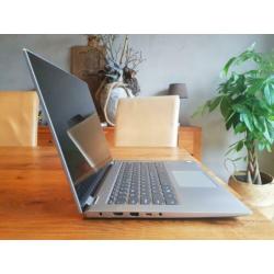 Lenovo laptop | 14 inch, touchscreen, i7, 8 RAM, 256 SSD