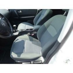 Nissan Qashqai+2 1.6 2WD 7 PERSOONS MET PDC