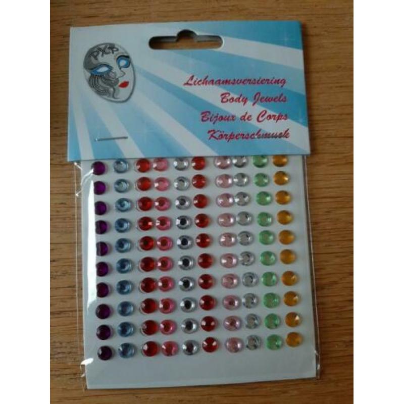 Gezicht steentjes glitter schmink facepaint