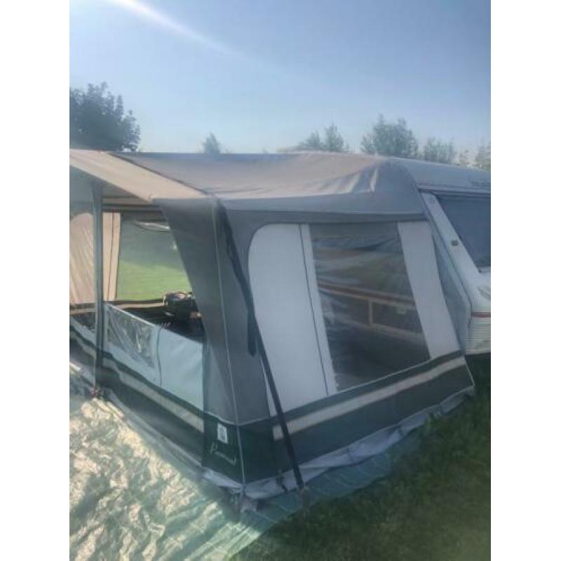 Walker Prominent voortent omloop 750cm