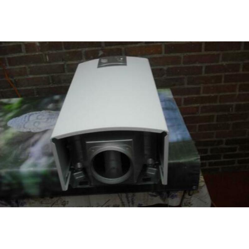 badgeiser vaillant type MAG NL 14 O/O GXL als nieuw