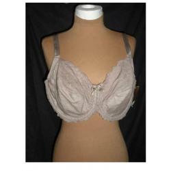 Chantelle beugelBH maat 100E 100 E