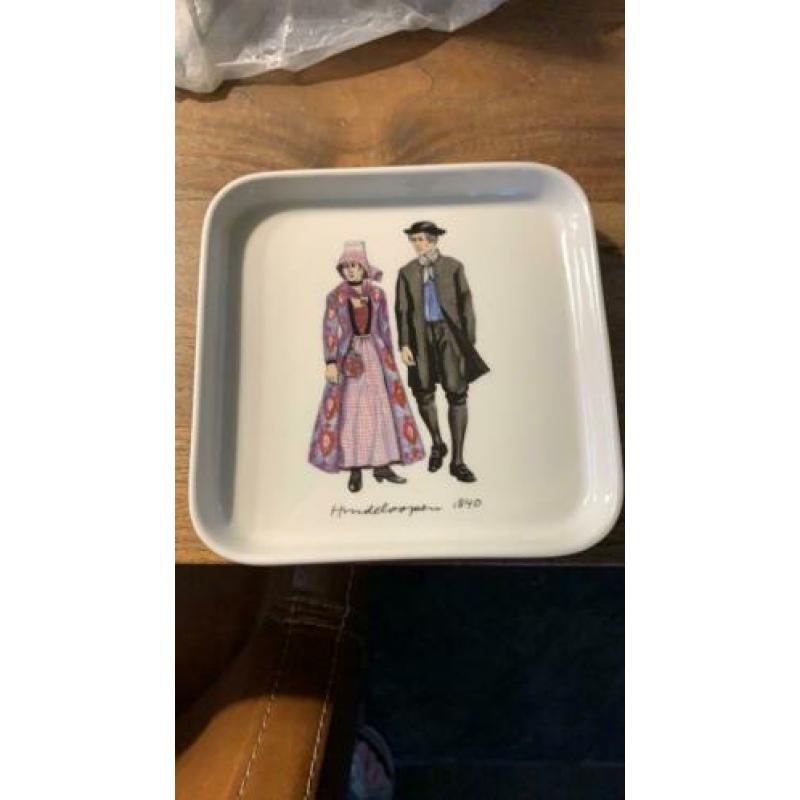 gebakschaaltjes Villeroy & Boch Nederlandse klederdrachten