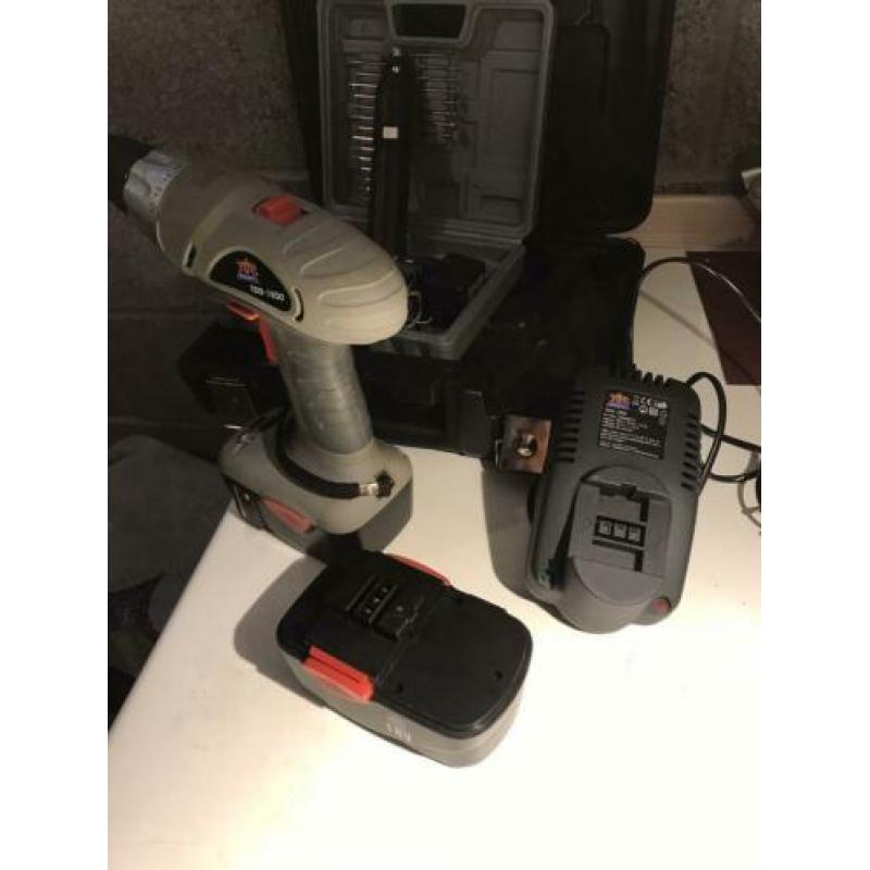 Goede boormachine plus dreumel