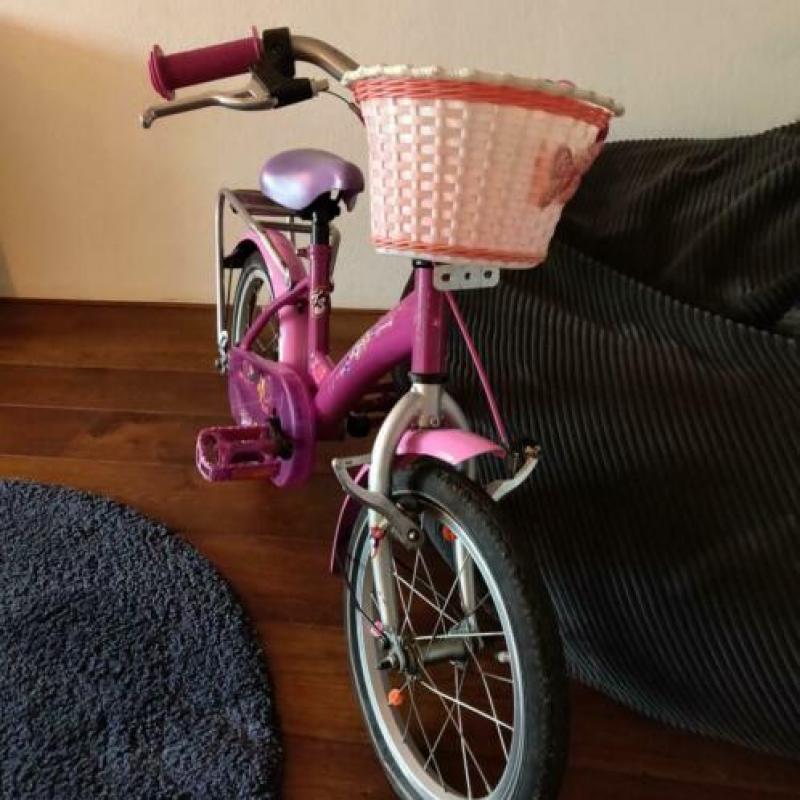 Meisjes fiets 16 inch in goede staat!