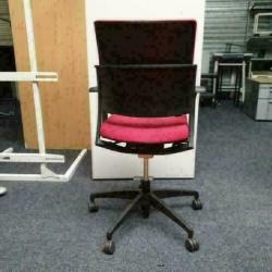 Sitag bureaustoel, rode stof/zwarte voet KSB Den Bosch BS232