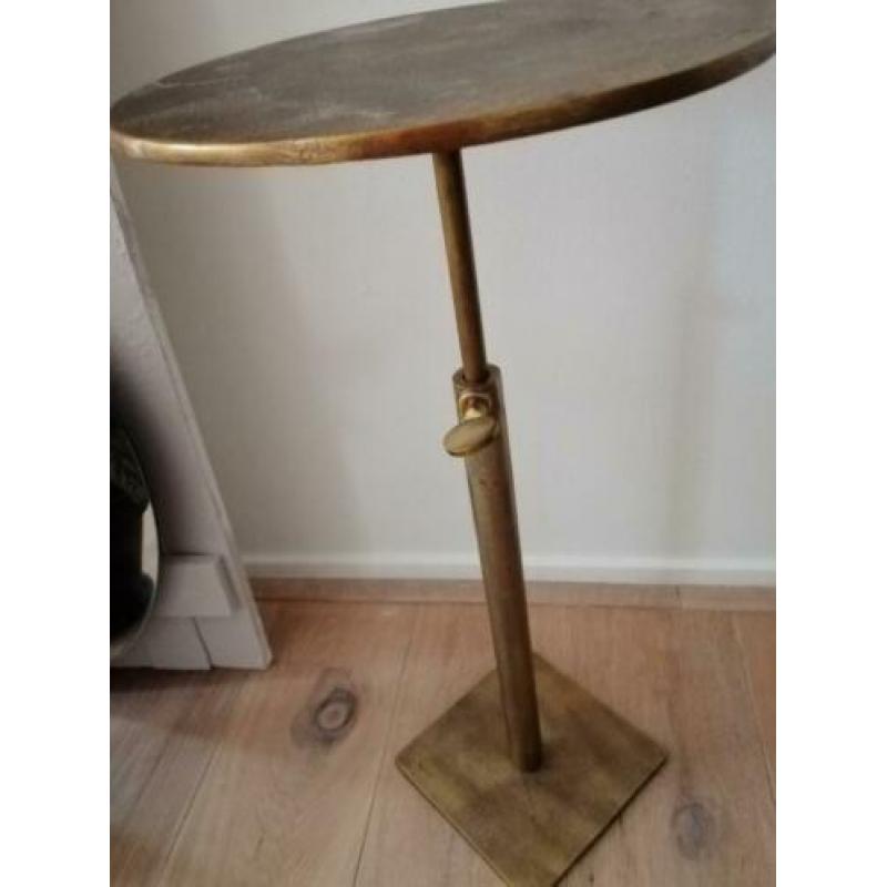 Bagstand van Pols Potten. Brasskleurig. 25 cm dm. 45,-