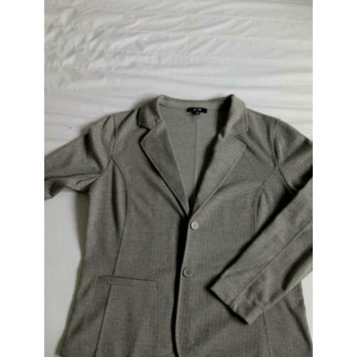 Blazer met visgraadmotief