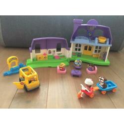Little People huis met geluid incl. poppetjes, auto en fiets