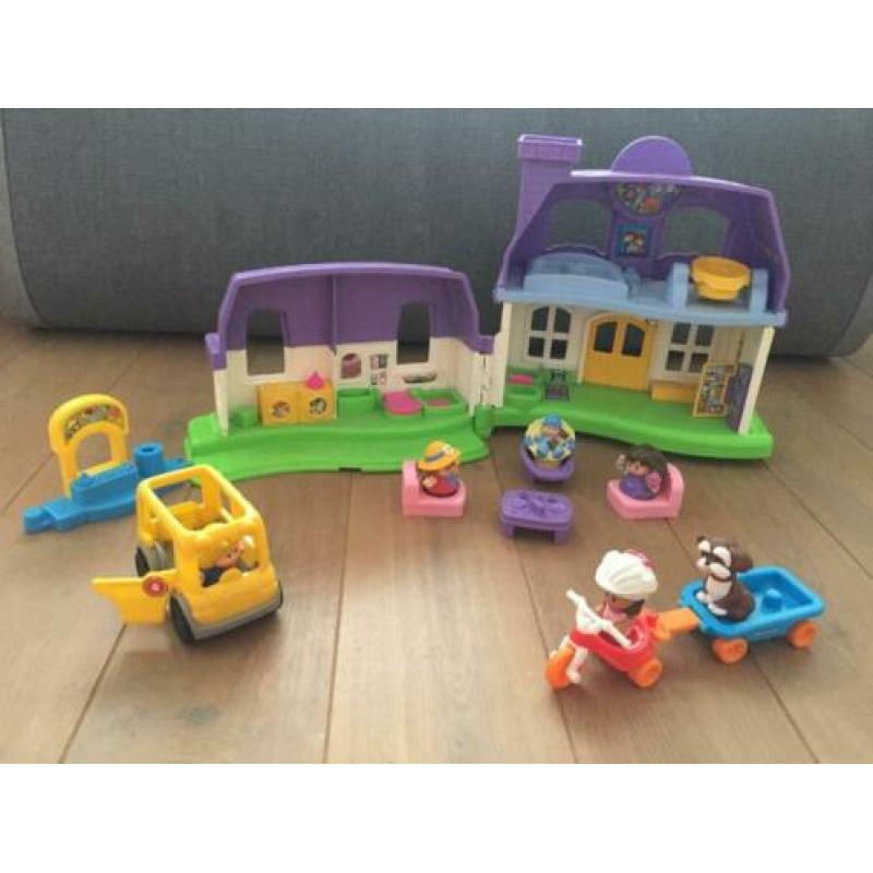 Little People huis met geluid incl. poppetjes, auto en fiets