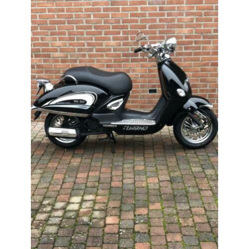Turbho RE 50 Retro Snorscooter