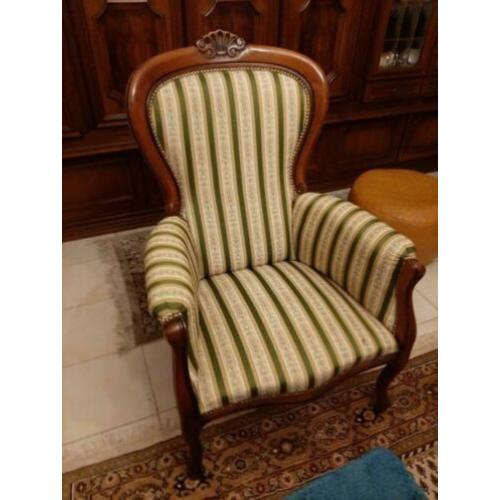 Klassiek fauteuiltje