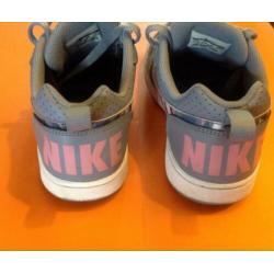 Nike sneaker Court Burough Low grey (mt. 39)