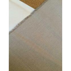 Meubelstof linnen licht beige lap is 1 meter 25 bij 60 cm